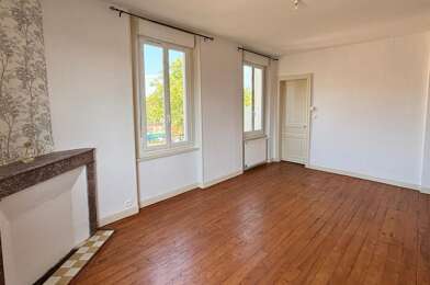 Appartement 3 pièces 561 €