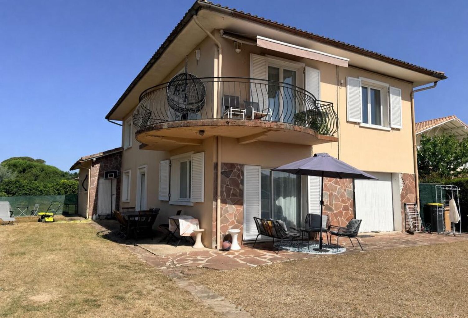 Ensemble immobilier avec 2 appartements loués - Rentabilité locative — photo 1