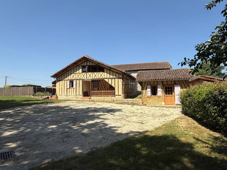 Coup de cœur : Authentique Landaise/Gersoise rénovée avec piscine et potentiel unique — photo 1