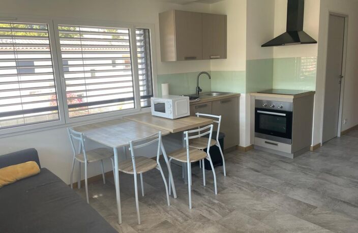 TAMARIS TYPE 2 AVEC JARDINET ET PARKING PRIVATIF PRESTATIONS DE QUALITE — photo 3