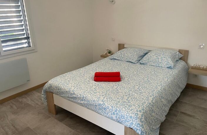 TAMARIS TYPE 2 AVEC JARDINET ET PARKING PRIVATIF PRESTATIONS DE QUALITE — photo 4