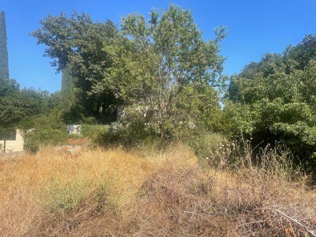 A VENDRE SIX-FOURS-LES-PLAGES 83140 TERRAIN PLAT 639 M2 — photo du bien