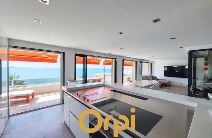 BANDOL : Appartement d'exception VUE MER — photo 5