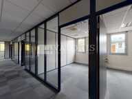 BUREAUX à LOUER — photo 2