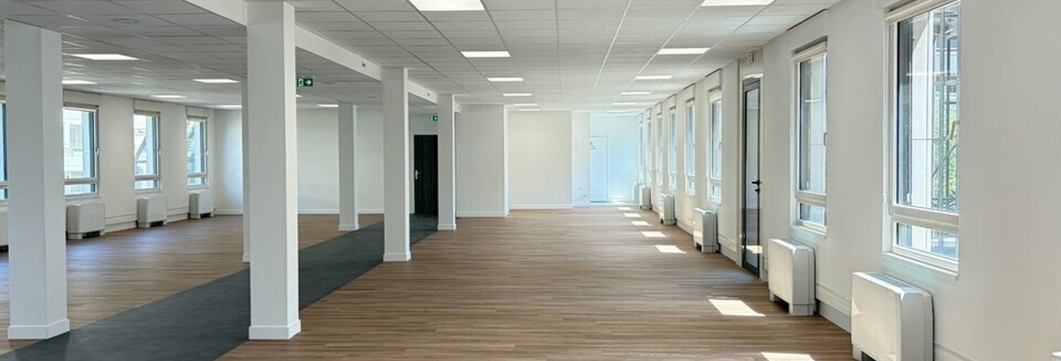 Bureau  680 m² à louer à Lyon 3 (69003)