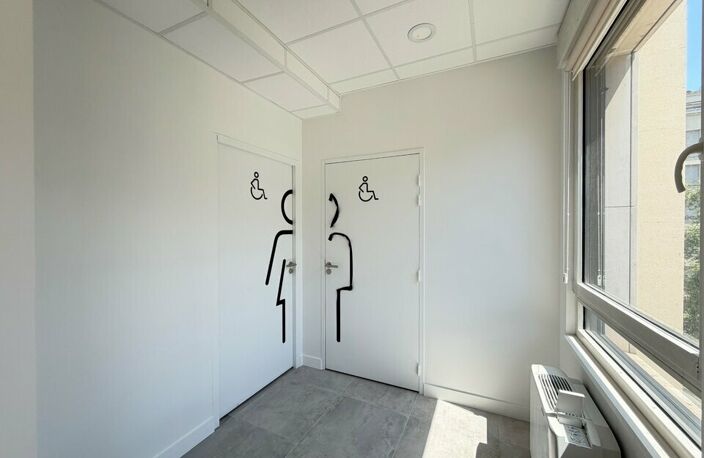 BUREAUX à LOUER — photo 3