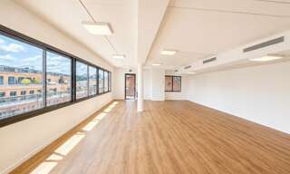 Bureau  128 m² à louer à Lyon 6 (69006)