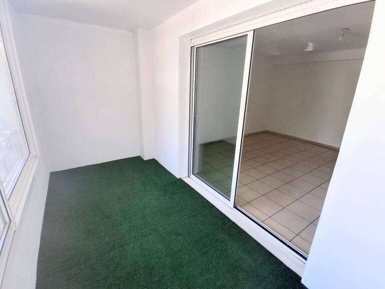 À vendre – Spacieux T2 avec parking privatif au cœur de Six-Fours-les-Plages — photo 1