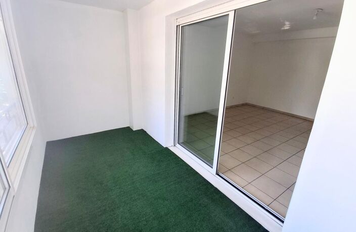 À vendre – Spacieux T2 avec parking privatif au cœur de Six-Fours-les-Plages — photo 3