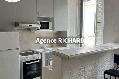 Appartement 2 pièces 596 €