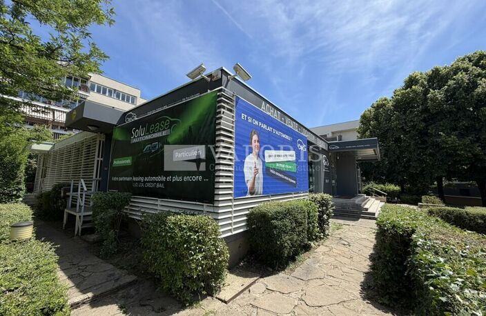 LOCAL COMMERCIAL à LOUER — photo 3