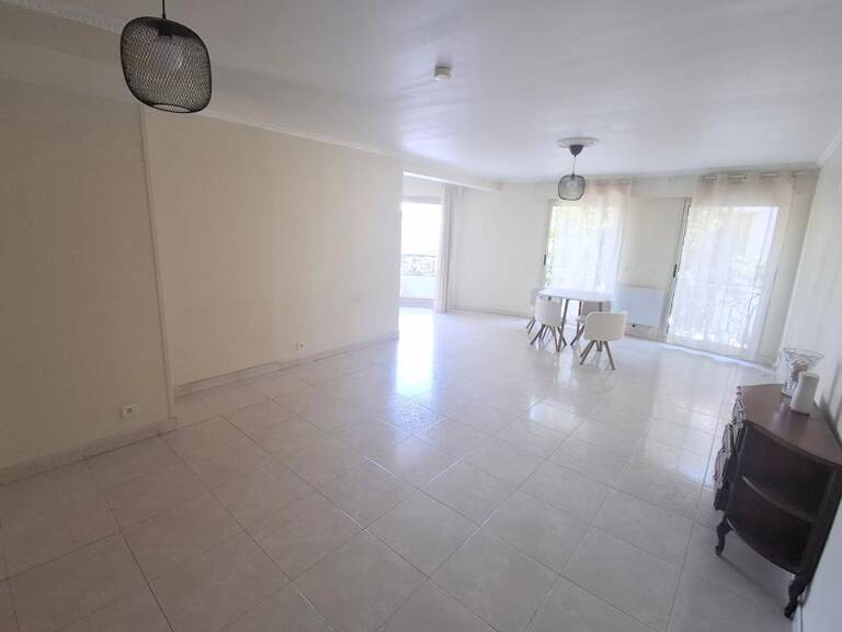 Appartement À Vendre — photo 1