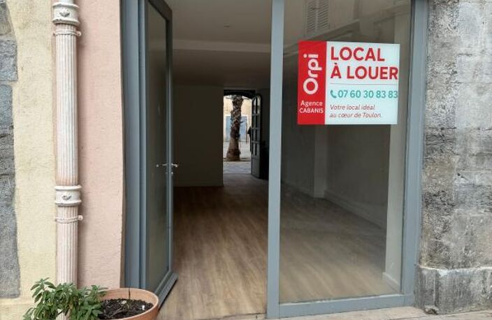 À LOUER – LOCAL COMMERCIAL DE 27 M² – PLACE GUSTAVE LAMBERT À TOULON — photo 5