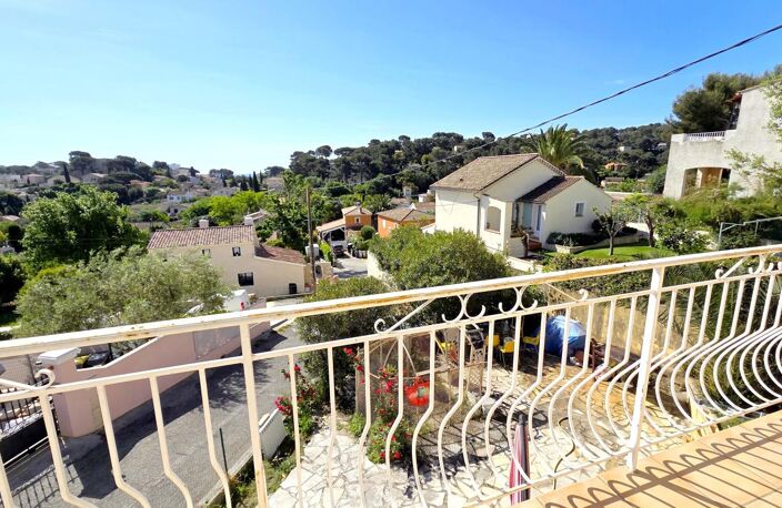 Appartement T4 à vendre dans maison divisée 83500 La Seyne Sur Mer — photo 2