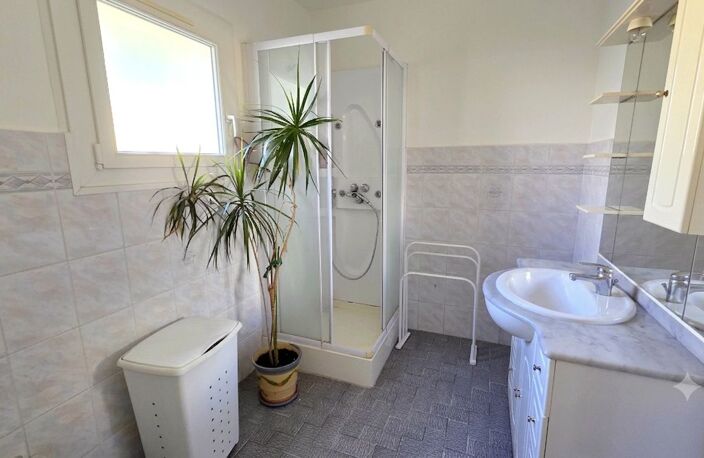 Appartement T4 à vendre dans maison divisée 83500 La Seyne Sur Mer — photo 5