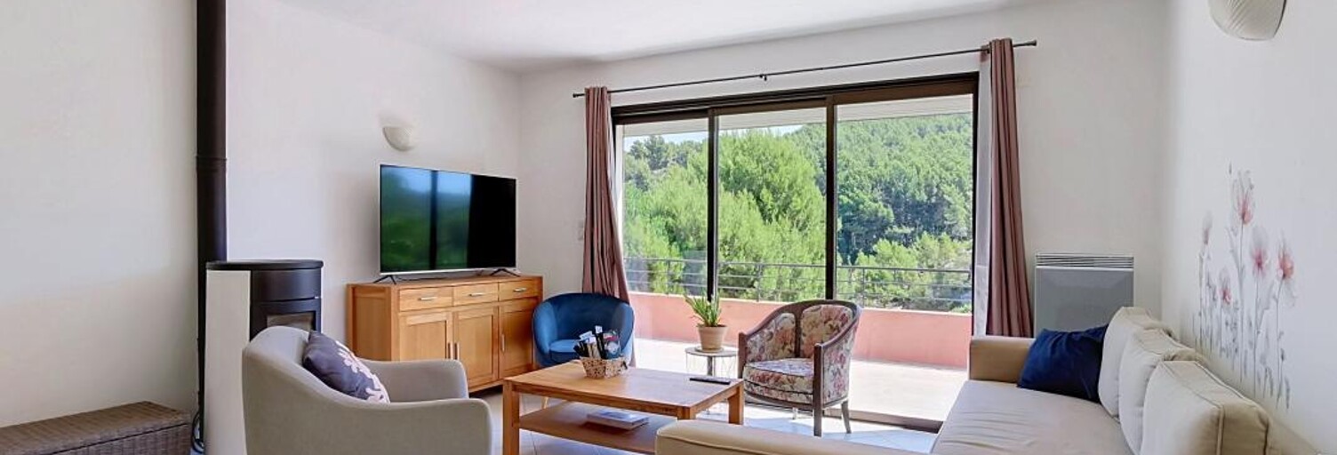 Maison 6 Pièces 160 m² à vendre à Saint-Cyr-sur-Mer (83270)