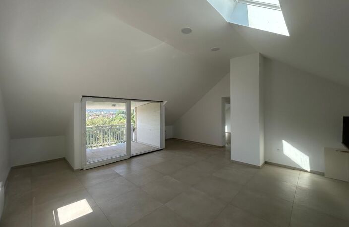 Appartement À Vendre — photo 2