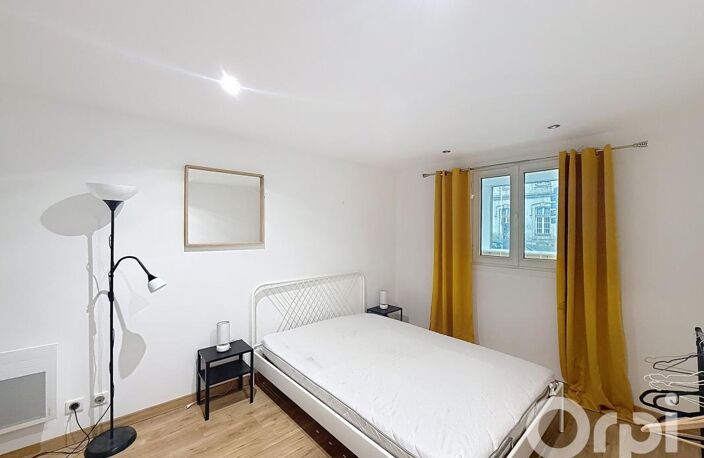 Place des Vosges, Nancy : Maison de ville de 150 m² à fort potentiel (Coworking, Coloc ou Mixte) — photo 4