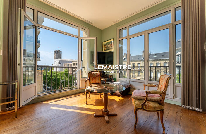 Appartement à vendre - Le Havre Hôtel de Ville - 140 m² - 3 chambres - Ascenseur - Triple exposition — photo 3