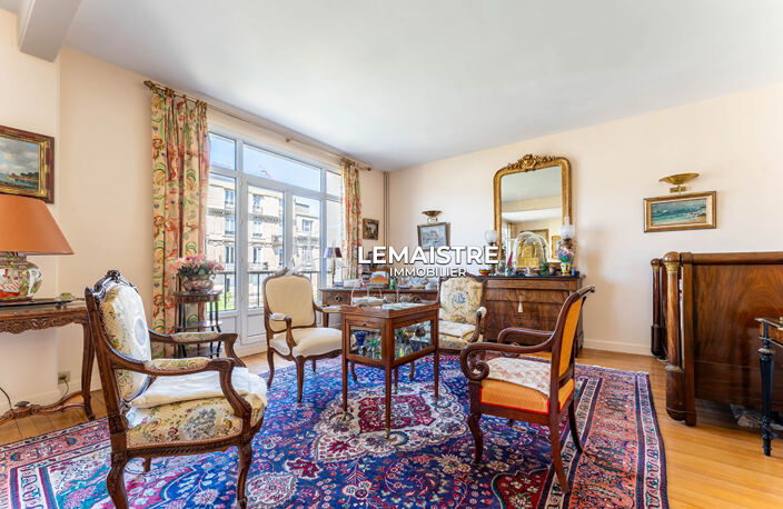 Appartement à vendre - Le Havre Hôtel de Ville - 140 m² - 3 chambres - Ascenseur - Triple exposition — photo 4