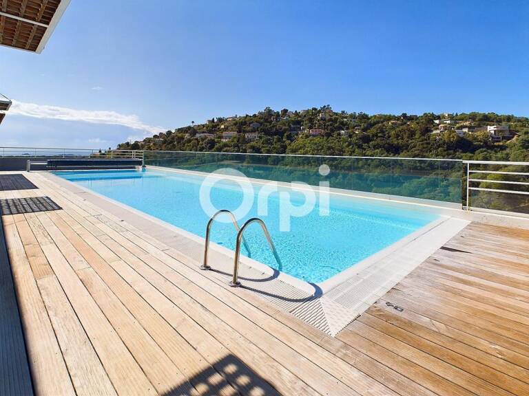 RÉSIDENCE DE STANDING - PISCINE - SALLE DE SPORT - TENNIS - APERÇU MER — photo 1