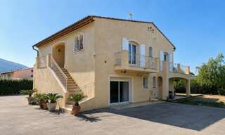 Maison 6 Pièces 186 m² à vendre à Carros (06510)