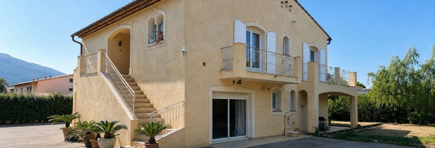 Maison 6 Pièces 186 m² à vendre à Carros (06510)