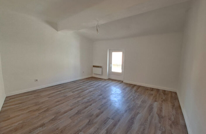 Prades Immeuble de rapport composé de 3 appartements de Type 2 — photo 5