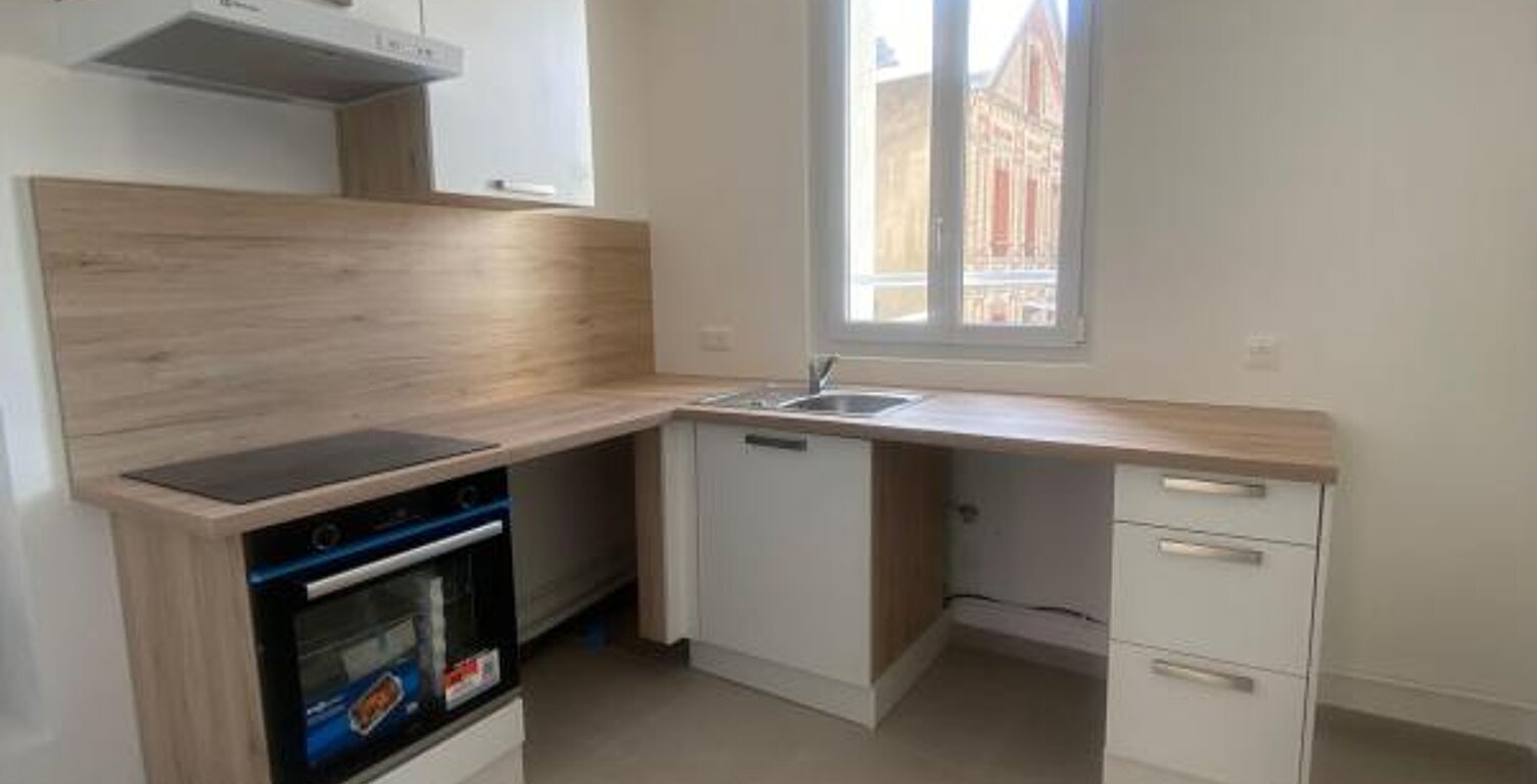 Appartement À Louer — photo 1