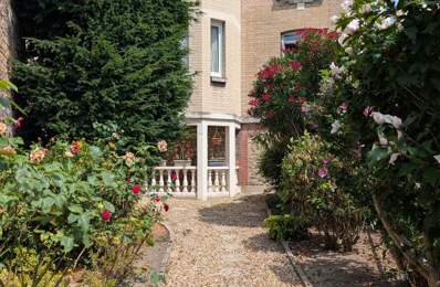 Maison À Vendre Quartier des Ormeaux – Maison Art Déco avec jardin et garage — photo du bien