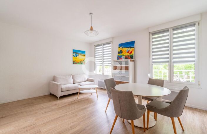 Appartement À Vendre — photo 2