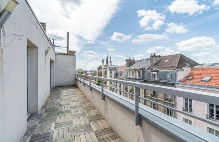 Appartement À Vendre — photo 2