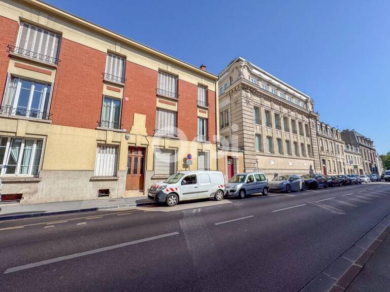 Appartement À Vendre — photo 1
