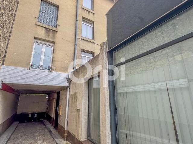 Appartement À Vendre — photo du bien
