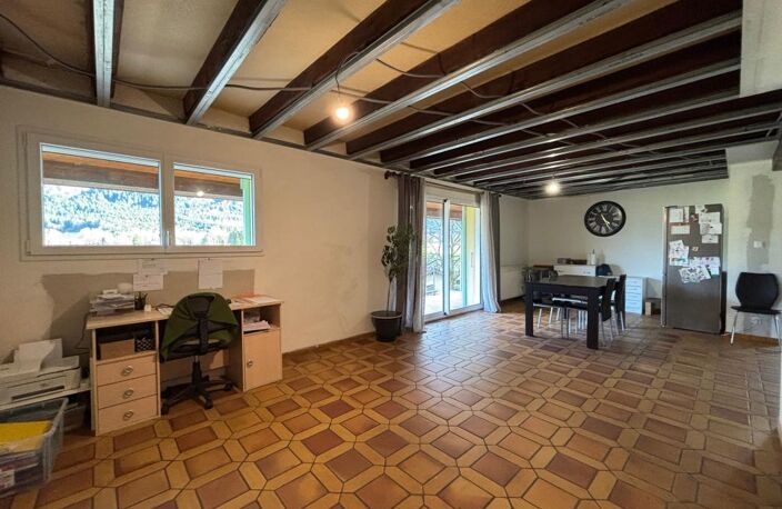 Maison T4 de plain-pied - 124 m² sur 2512 m² de terrain - SOUS COMPROMIS - PLUS DISPONIBLE — photo 3