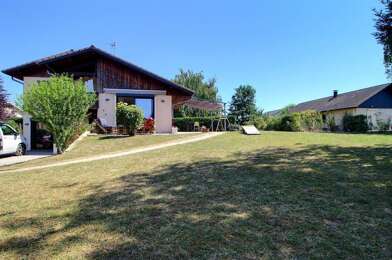 Maison 5 pièces 2750 €