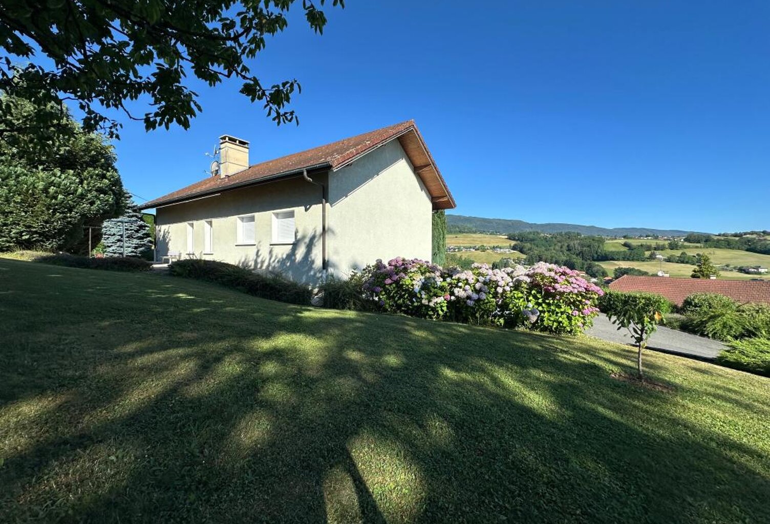 Maison de caractère sur les hauteurs de Rumilly — photo 1