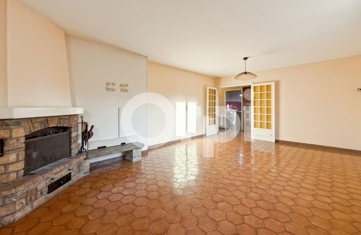 Maison À Vendre sur beau terrain — photo 5