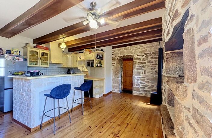 Maison en pierre 140m² habitable – Un véritable cocon au cœur de la campagne ! — photo 3