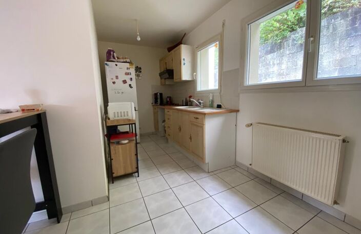 Brest - secteur Kegaradec : Maison T6 en impasse — photo 4