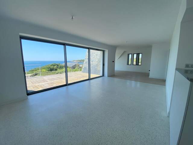 LE CONQUET : Maison entièrement rénovée avec vue mer imprenable ! — photo du bien
