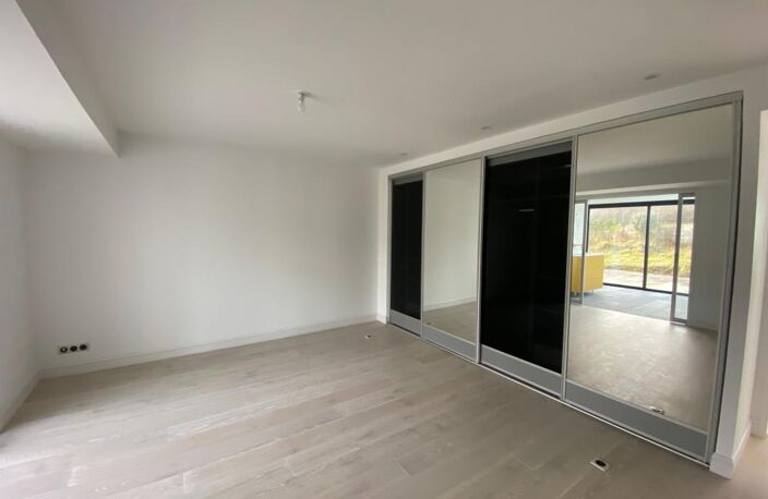LE CONQUET : Maison entièrement rénovée avec vue mer imprenable ! — photo 5