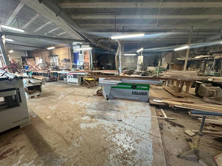 Saint Renan centre Idéal artisans, commerçants ou divisible pour création d'appartements — photo 1