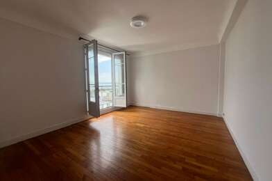 Appartement 3 pièces 920 €