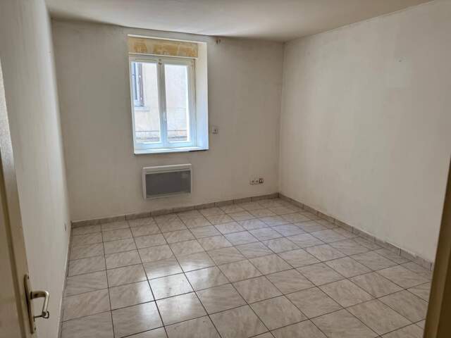 Appartement T3 À Louer Saint-Ambroix — photo du bien
