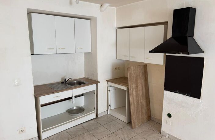 Appartement T3 À Louer Saint-Ambroix — photo 2