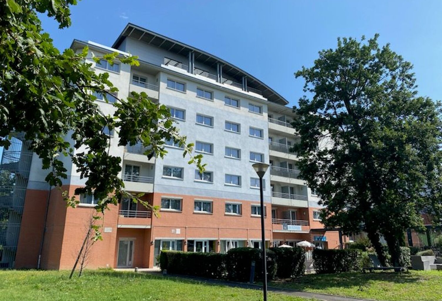 T1bis Clé en Main Rénové Rentabilité 7,64% Toulouse St-Martin Résidence Piscine — photo 1
