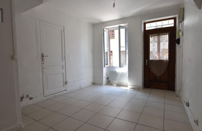 Maison T2 À Vendre 40m², chemin de ronde — photo 3
