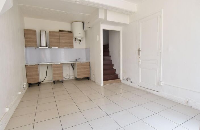 Maison T2 À Vendre 40m², chemin de ronde — photo 4