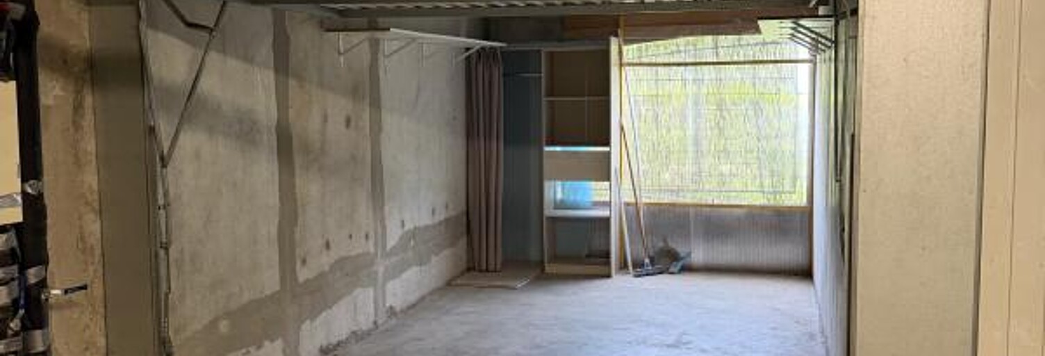 Commerce   m² à louer à Osny (95520)
